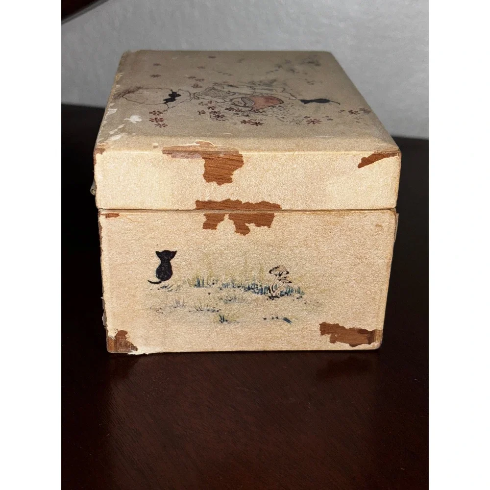 Vintage Ballerina Musical Jewelry Box Girl Pink‎ Satin